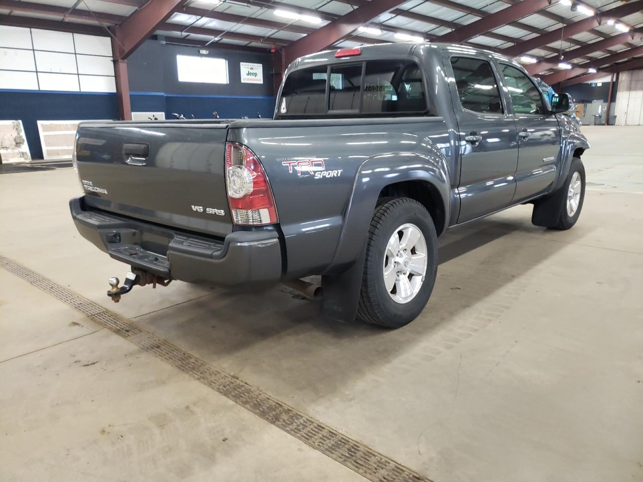 Photo 4 from auction – 2010 TOYOTA TACOMA DOU with VIN 3TMLU4EN8AM039009