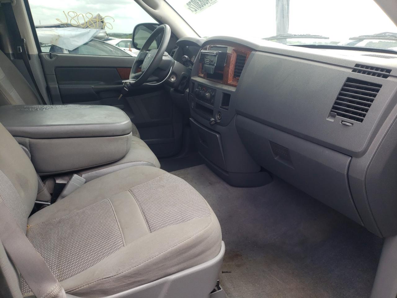 Photo 5 from auction – 2006 DODGE RAM 1500 S with VIN 1D7HA18226S618175