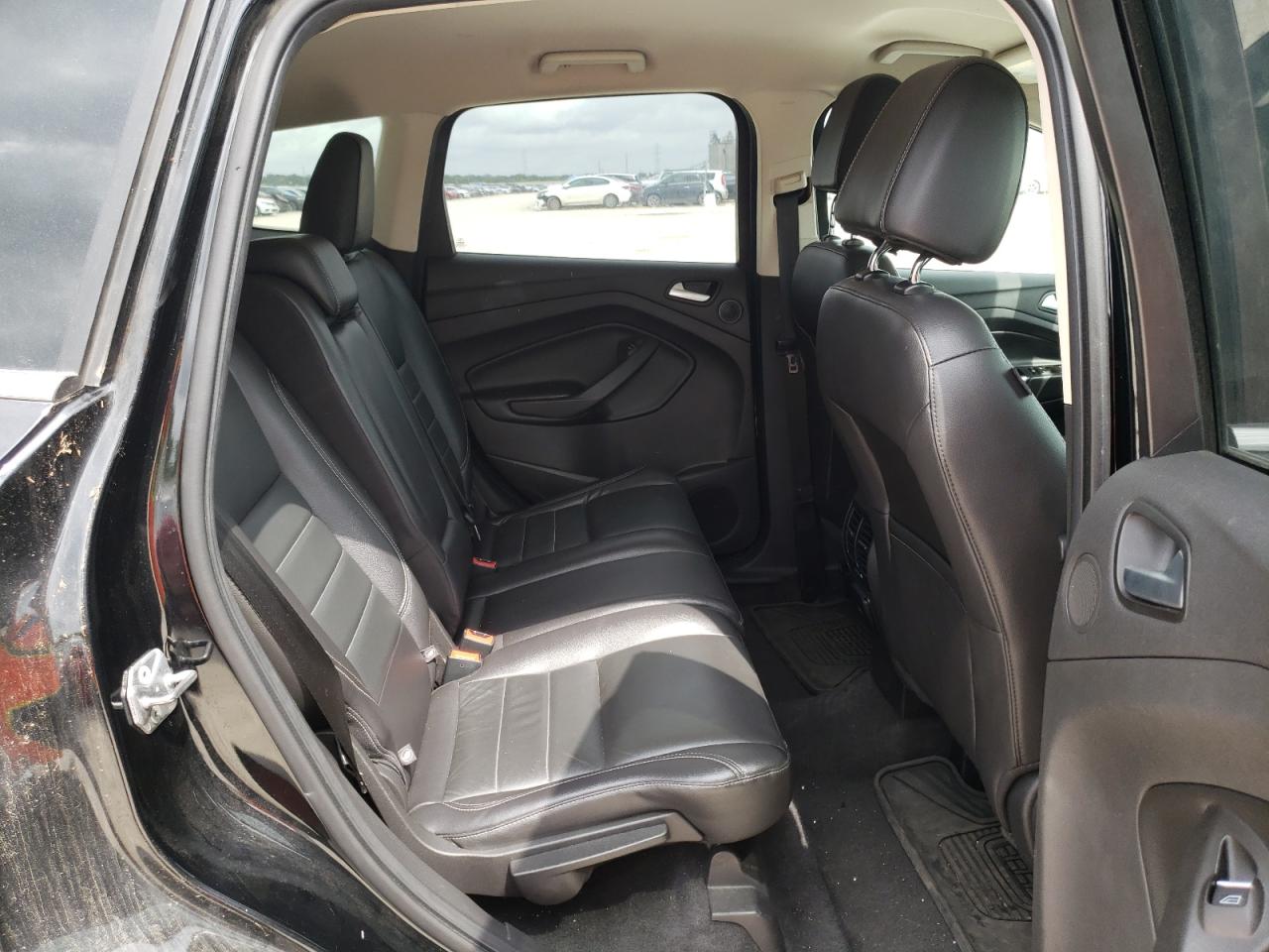 Photo 6 from auction – 2016 FORD ESCAPE SE with VIN 1FMCU0GX9GUC24922