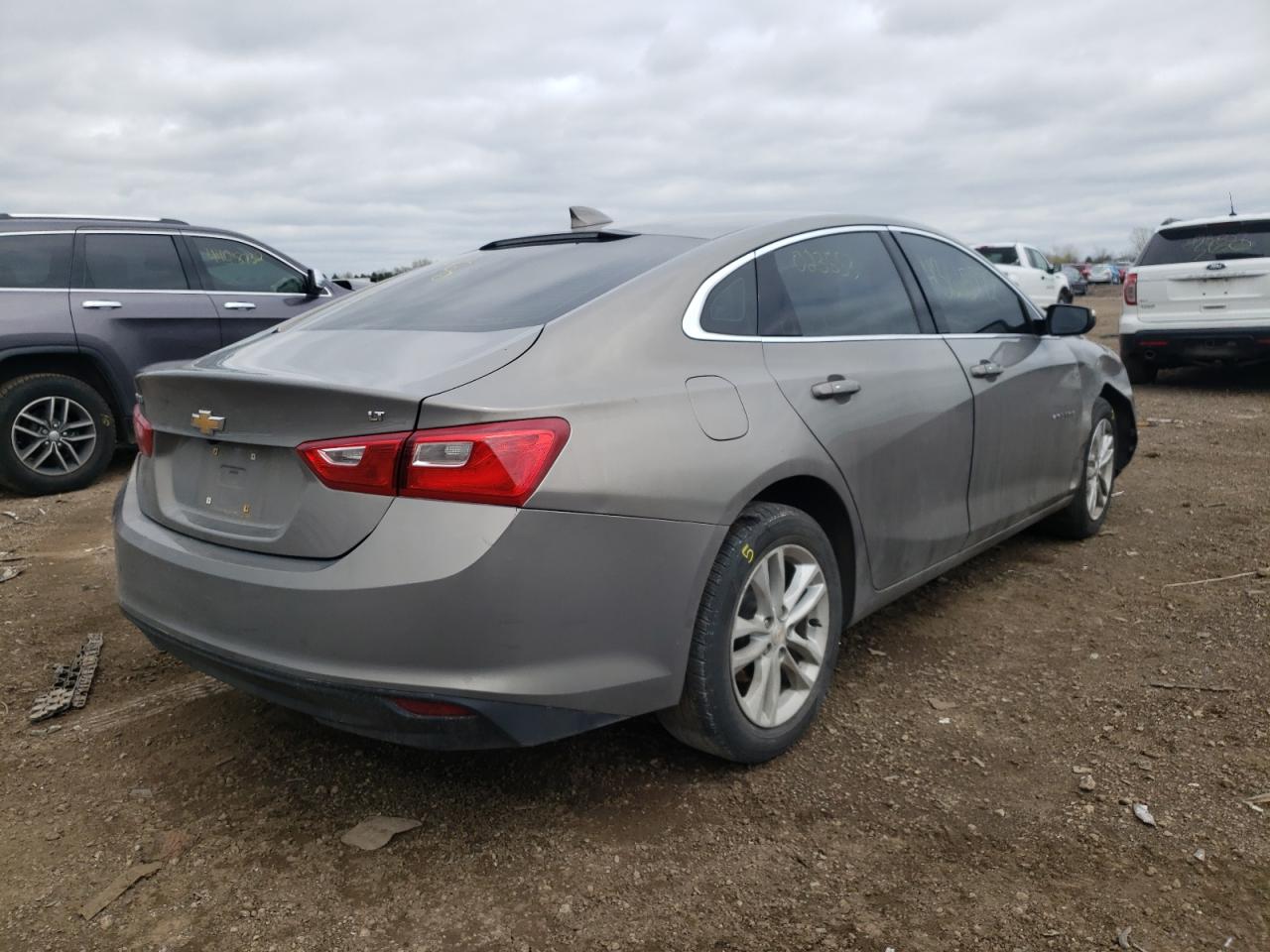 Photo 14 from auction – 2018 CHEVROLET MALIBU LT with VIN 1G1ZD5ST2JF162137