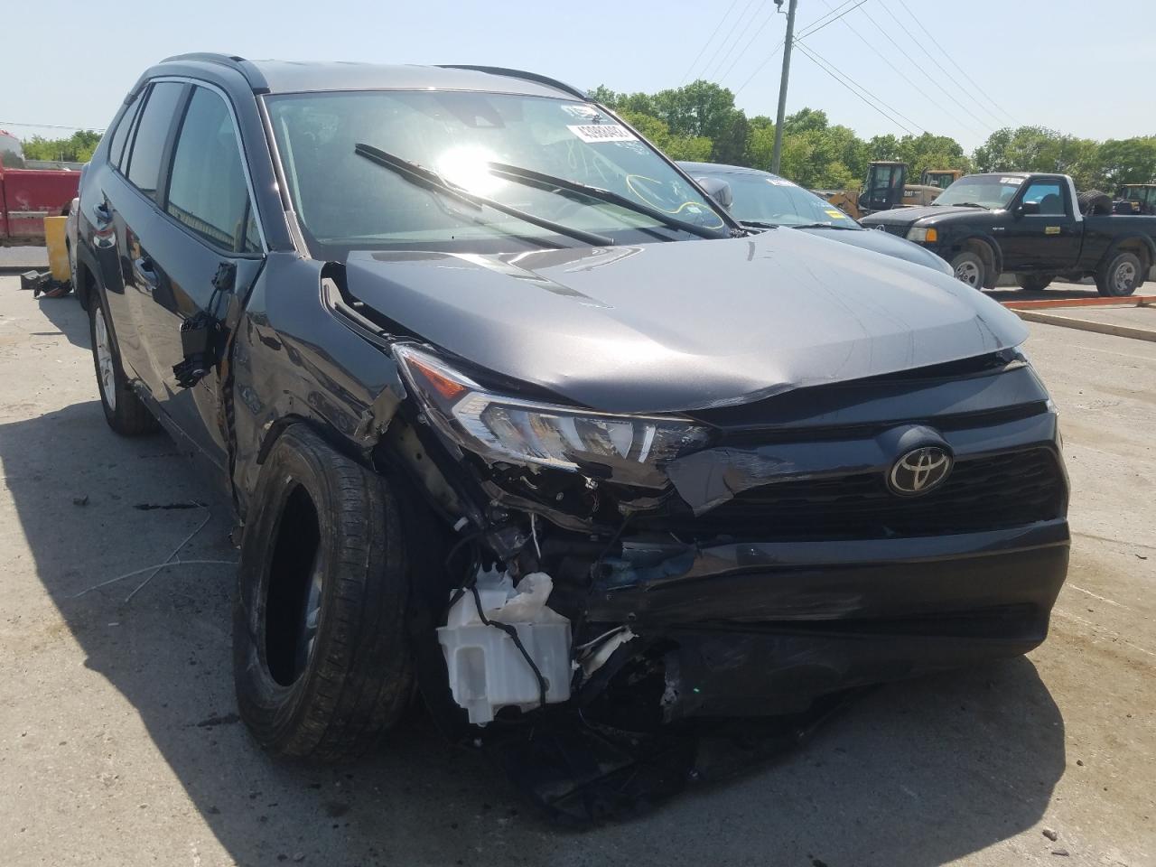 Photo 1 from auction – 2021 TOYOTA RAV4 XLE with VIN 2T3W1RFV7MC086148
