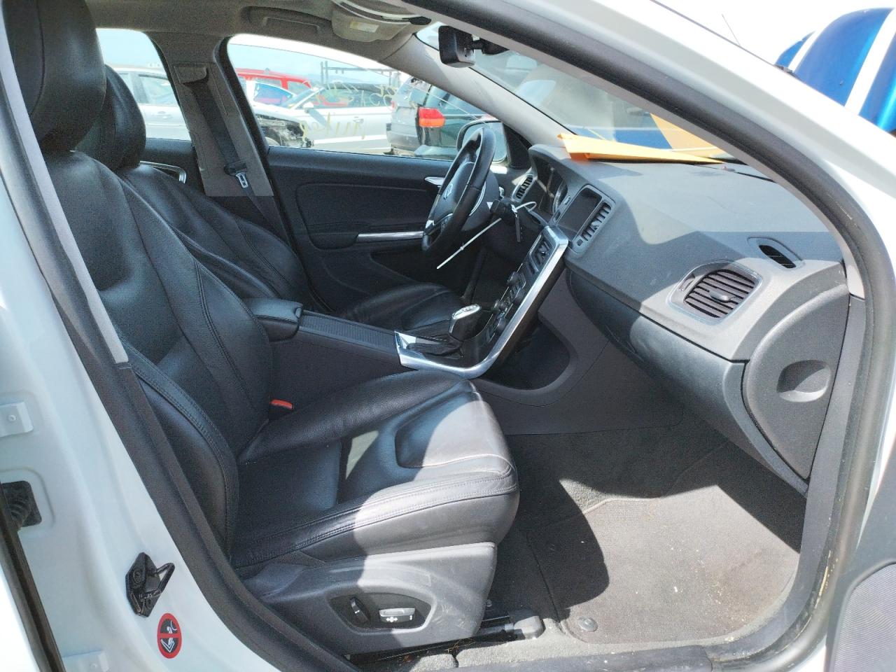 Photo 5 from auction – 2013 VOLVO S60 T5 with VIN YV1612FSXD1229940