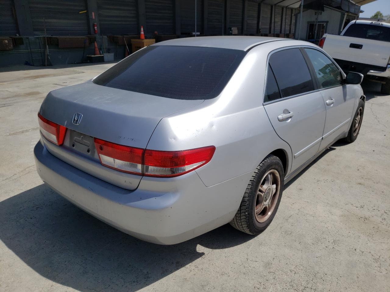 Photo 4 from auction – 2003 HONDA ACCORD LX with VIN JHMCM56353C079926