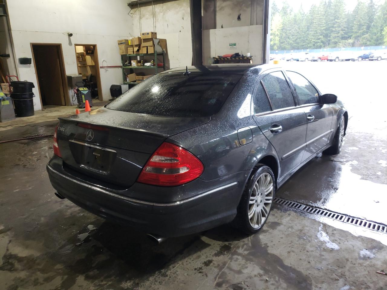Photo 4 from auction – 2004 MERCEDES-BENZ E 500 with VIN WDBUF70J34A596415