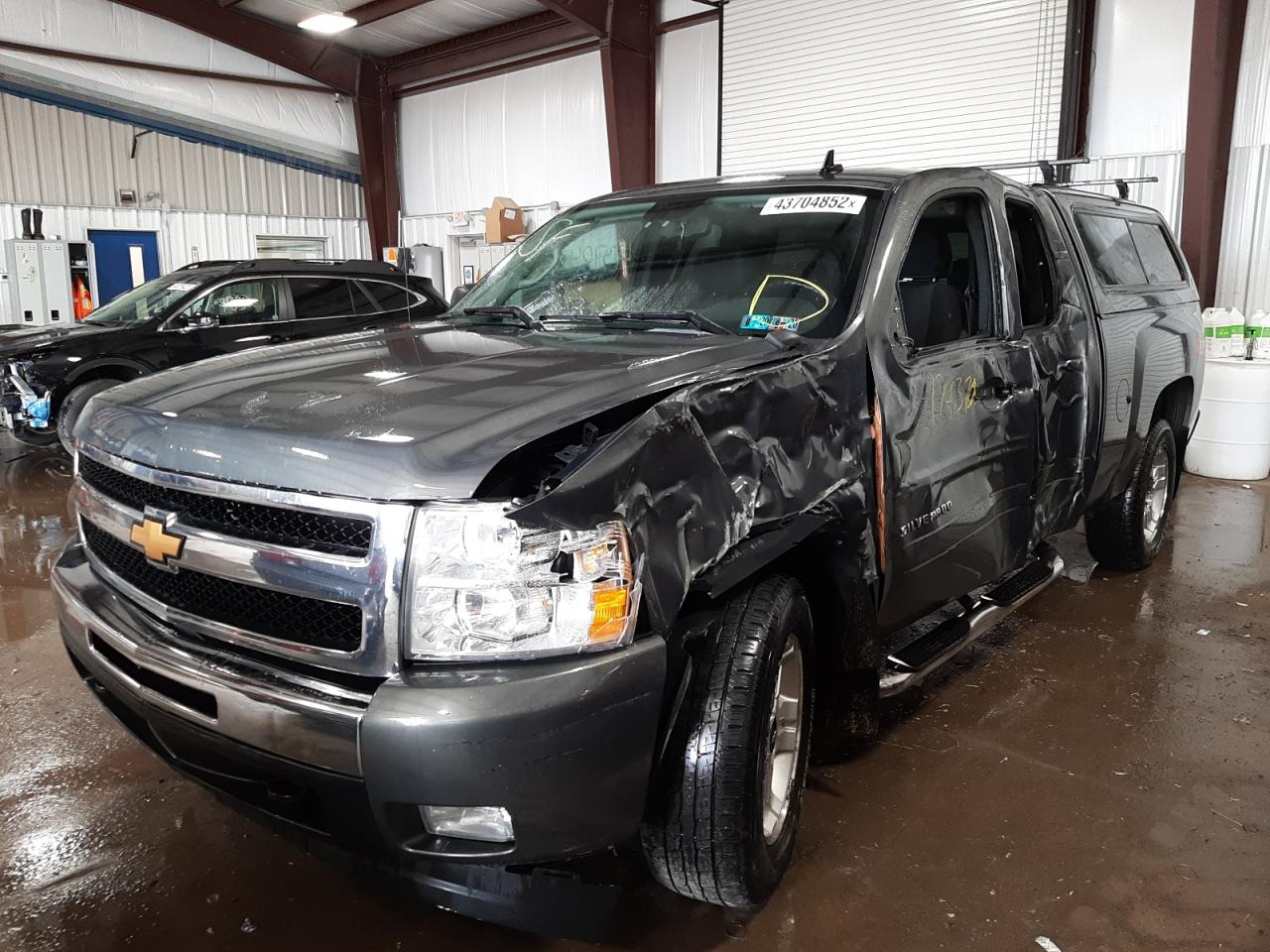 Photo 2 from auction – 2011 CHEVROLET SILVERADO with VIN 1GCRKSE37BZ397012