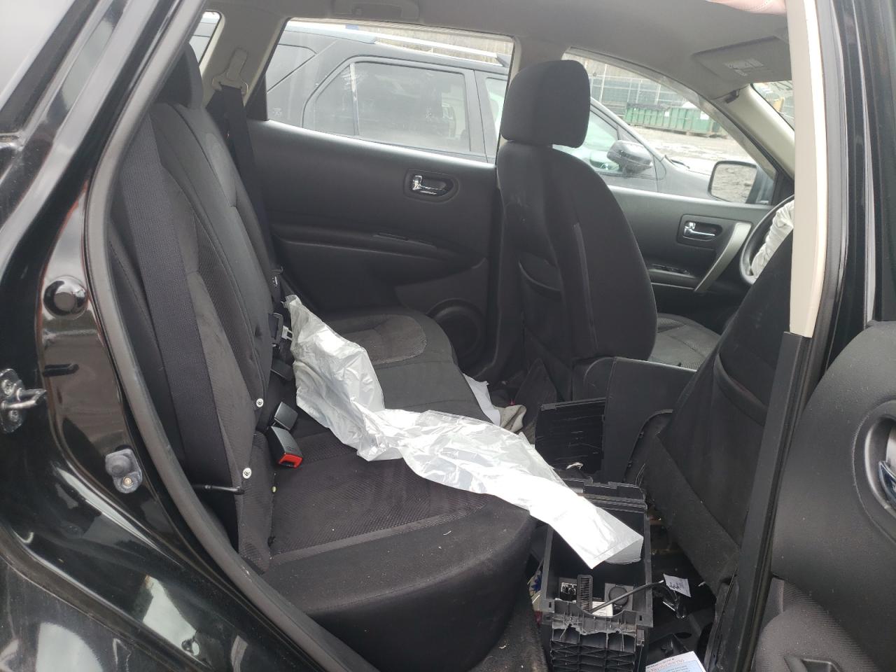Photo 6 from auction – 2011 NISSAN ROGUE S with VIN JN8AS5MV5BW264370