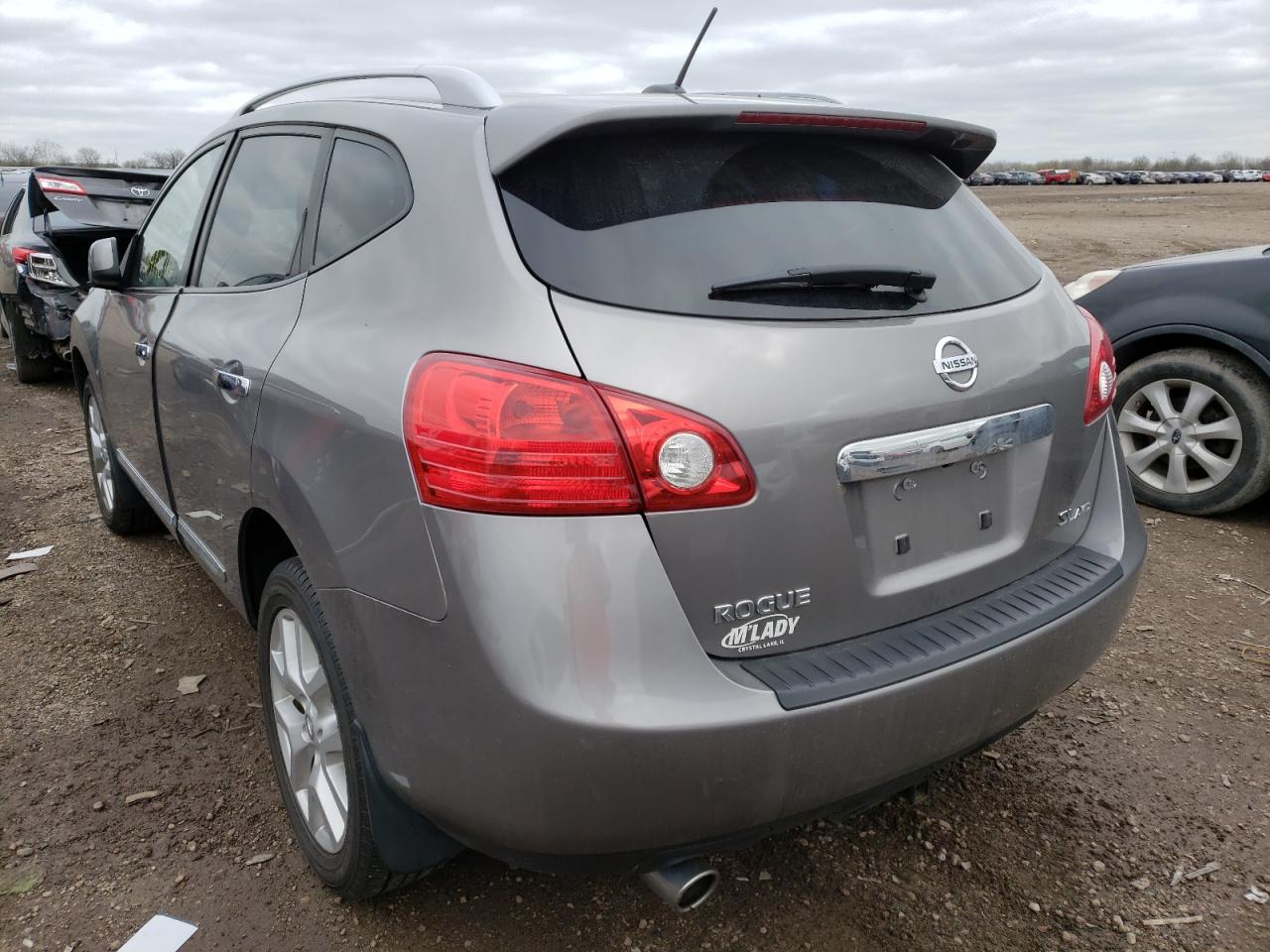 Photo 3 from auction – 2011 NISSAN ROGUE S with VIN JN8AS5MV3BW674262