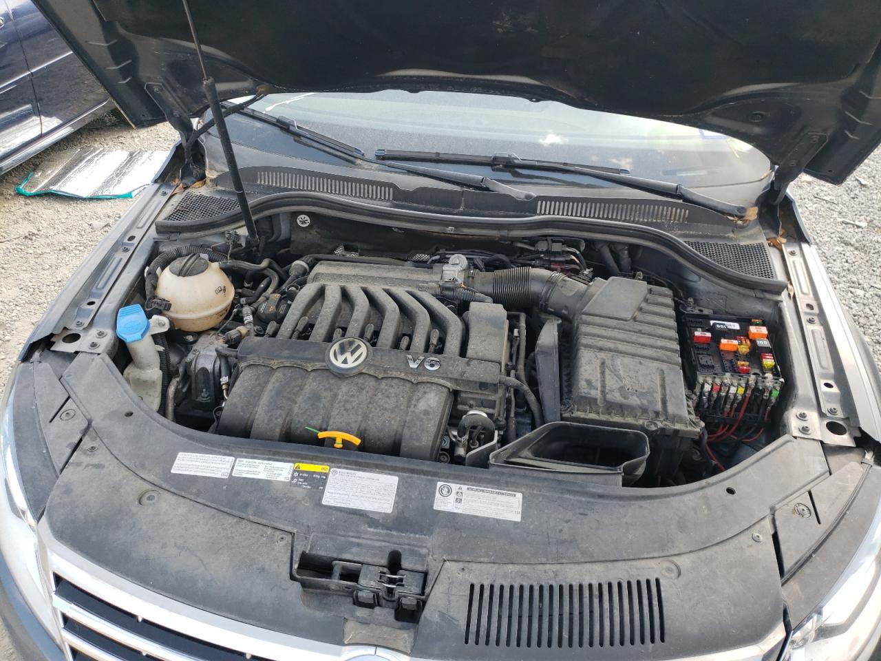 Photo 7 from auction – 2014 VOLKSWAGEN CC VR6 4MO with VIN WVWGU7AN0EE505469