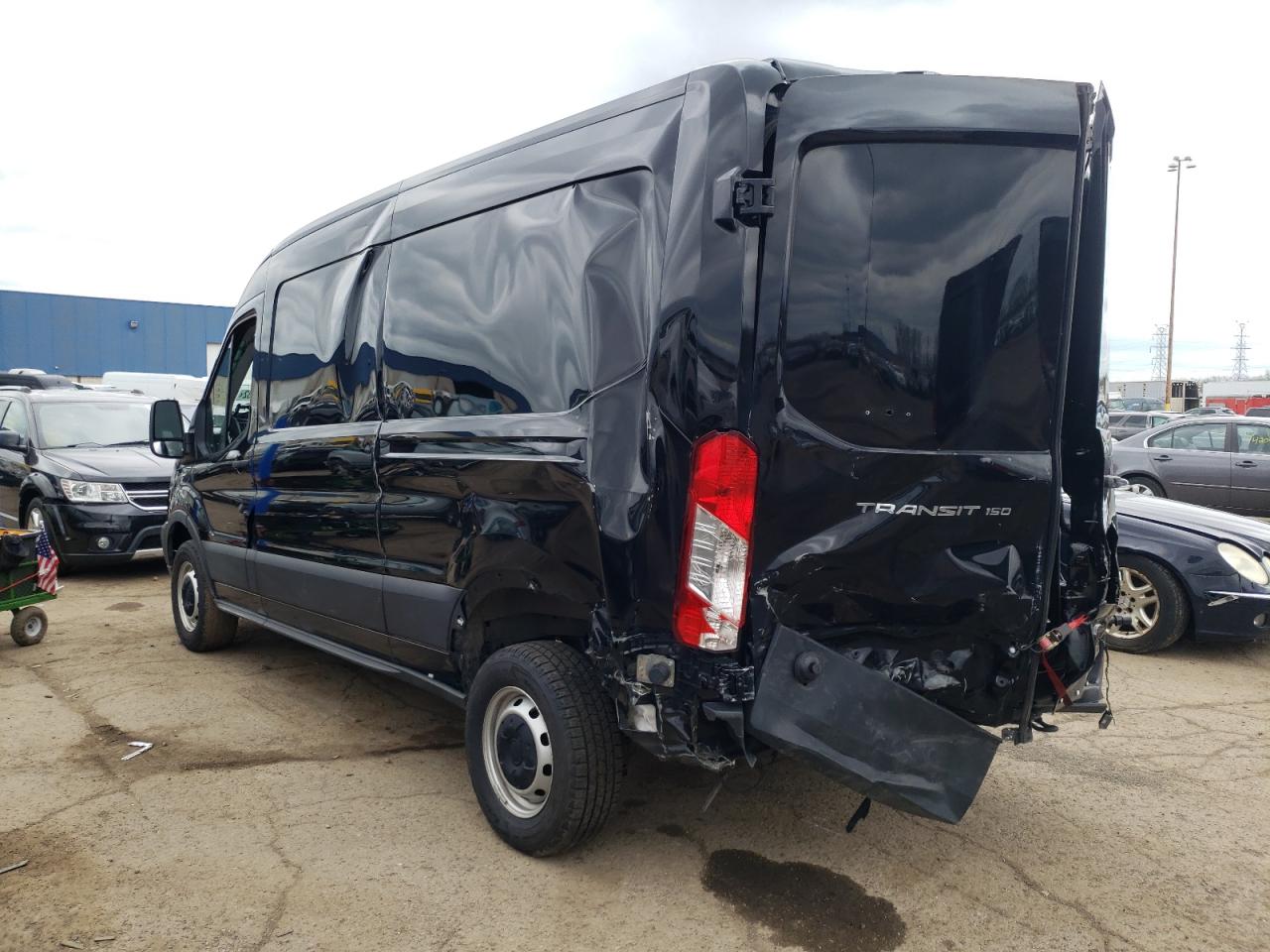 Photo 3 from auction – 2019 FORD TRANSIT T- with VIN 1FTYE2CM3KKB56703