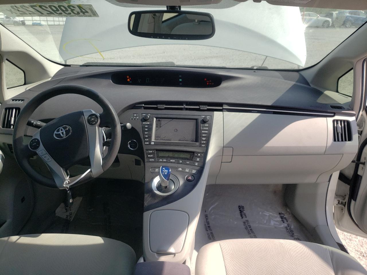 Photo 9 from auction – 2011 TOYOTA PRIUS with VIN JTDKN3DUXB1399327