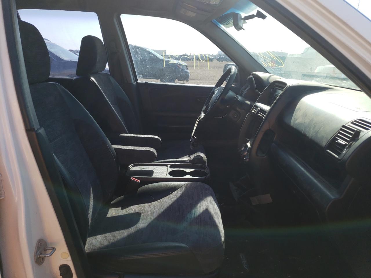 Photo 5 from auction – 2004 HONDA CR-V LX with VIN JHLRD68484C012233