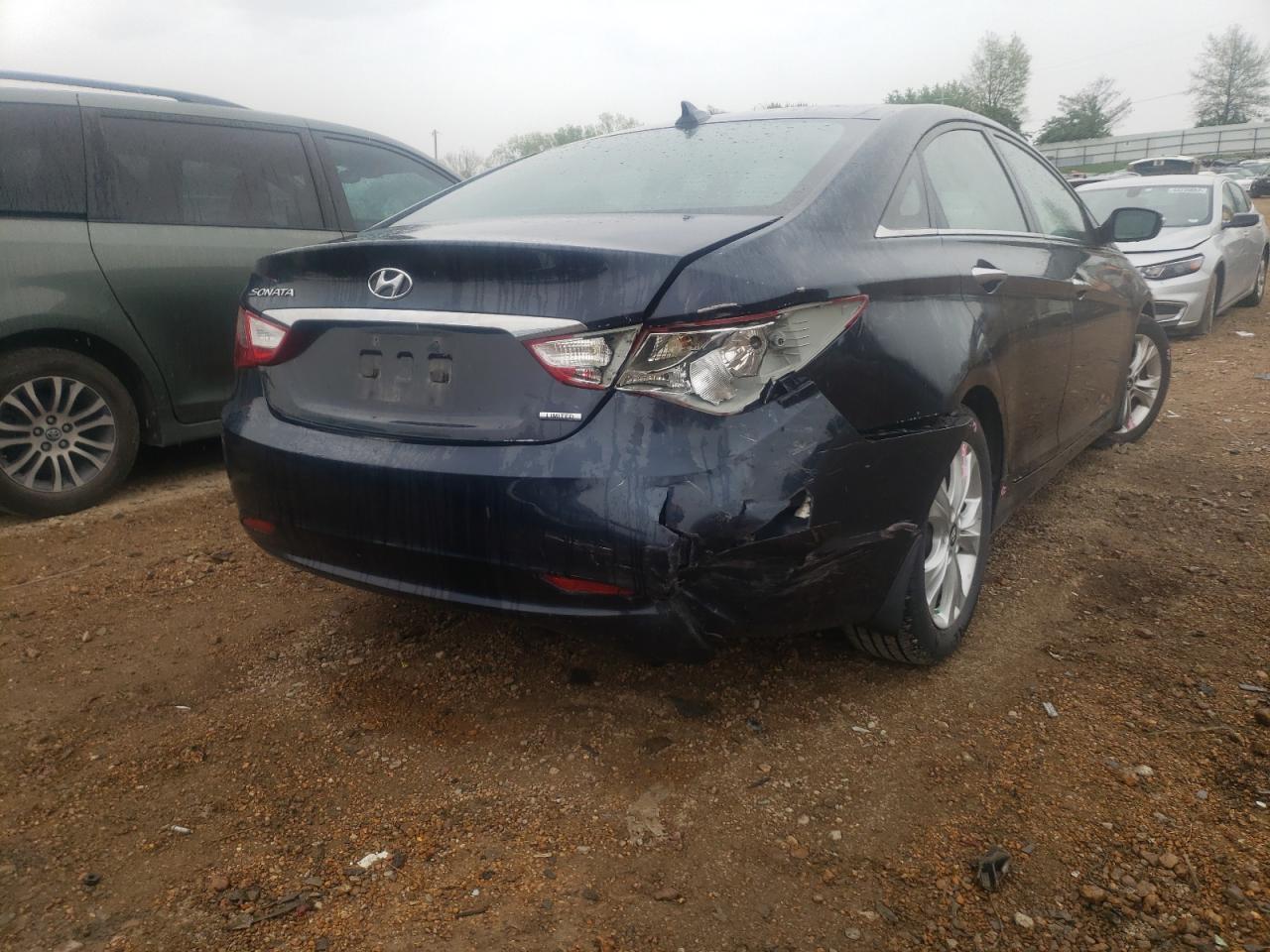 Photo 9 from auction – 2012 HYUNDAI SONATA SE with VIN 5NPEC4AC4CH313394