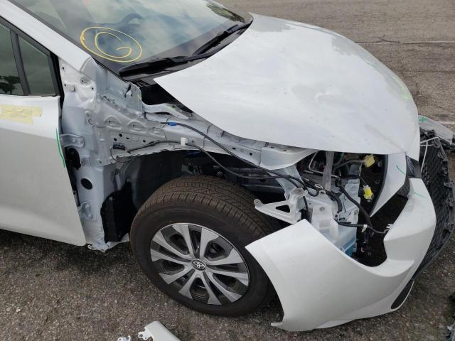 Photo 9 from auction – 2022 TOYOTA COROLLA LE with VIN JTDEAMDE3N3003223