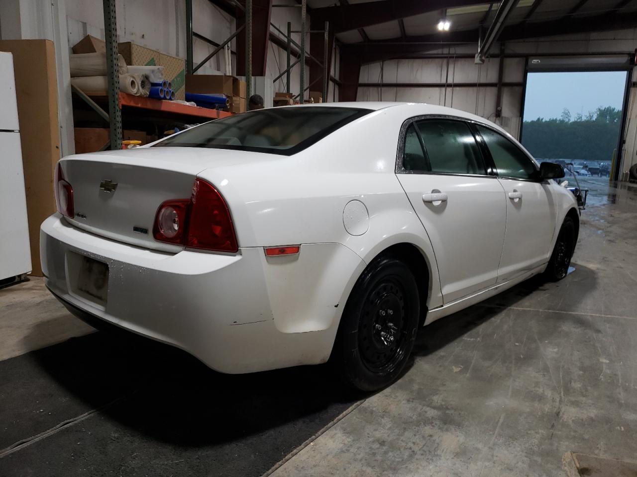 Photo 4 from auction – 2011 CHEVROLET MALIBU LS with VIN 1G1ZA5EU3BF308107