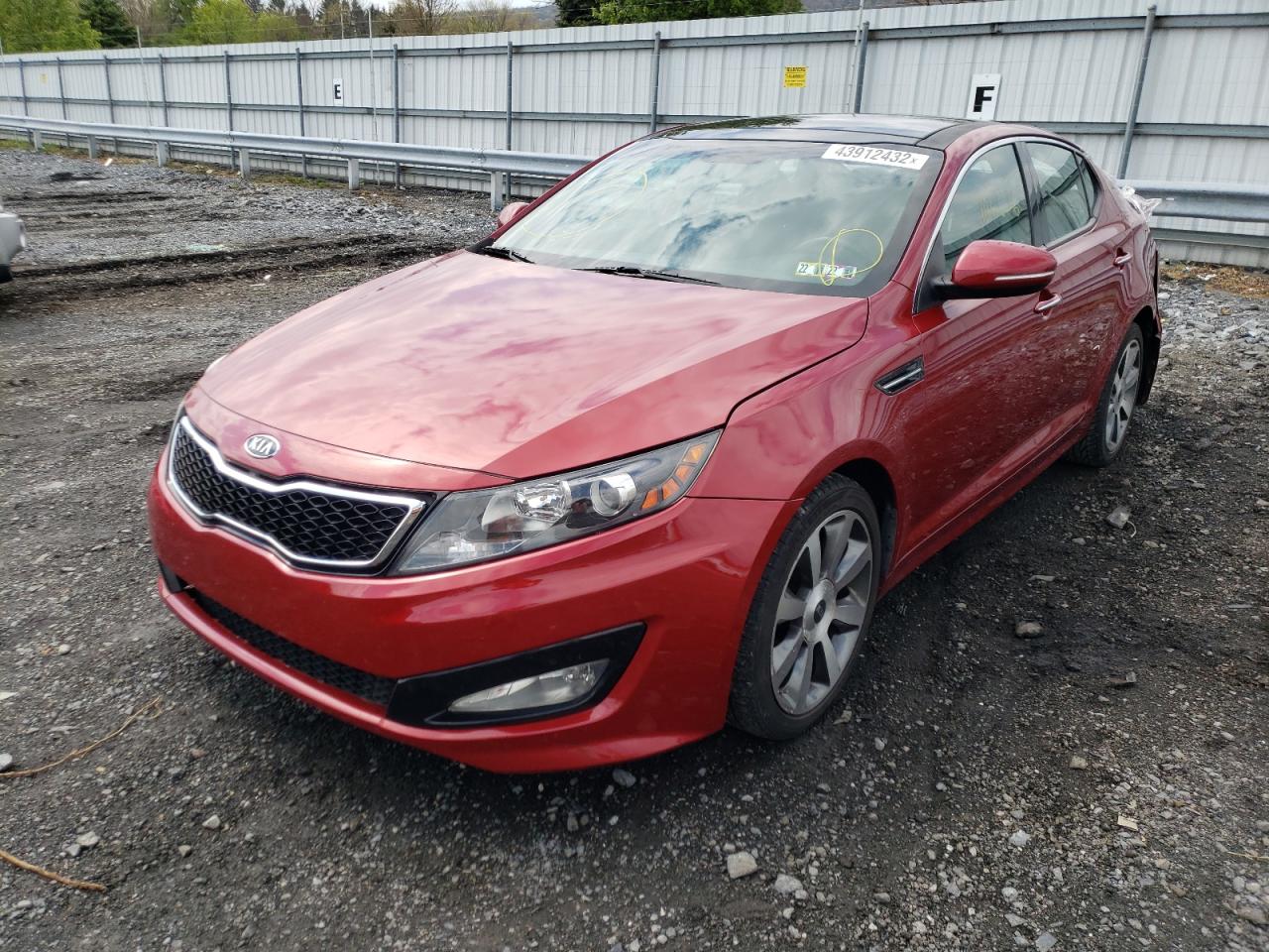 Photo 2 from auction – 2012 KIA OPTIMA SX with VIN 5XXGR4A63CG087801