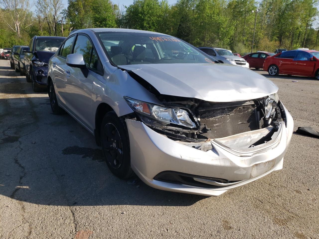 HONDA CIVIC LX 2013 with VIN 19XFB2F58DE033070 - Photo from auction
