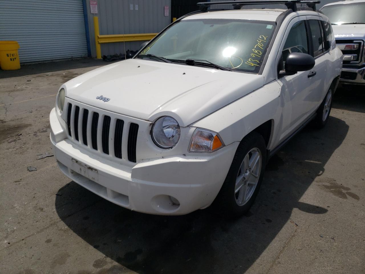 Photo 2 from auction – 2007 JEEP COMPASS with VIN 1J8FF47W47D156001