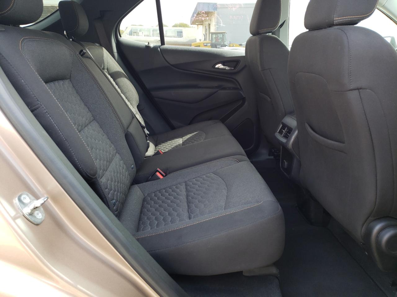 Photo 6 from auction – 2018 CHEVROLET EQUINOX LT with VIN 2GNAXSEVXJ6267761