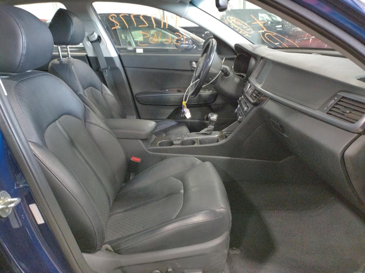 Photo 5 from auction – 2016 KIA OPTIMA EX with VIN 5XXGU4L39GG068824