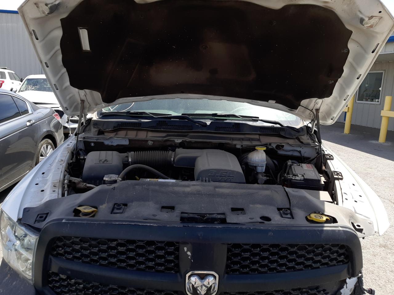 Photo 7 from auction – 2019 RAM 1500 CLASS with VIN 3C6JR6DG6KG508628