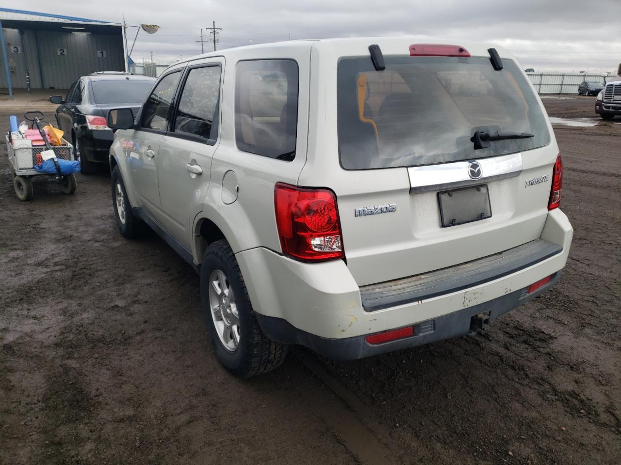 Photo 3 from auction – 2009 MAZDA TRIBUTE I with VIN 4F2CZ02709KM03149