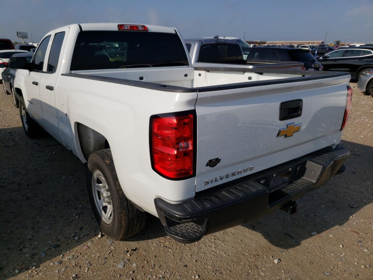 Photo 3 from auction – 2018 CHEVROLET SILVERADO with VIN 1GCRCNEC4JZ382058