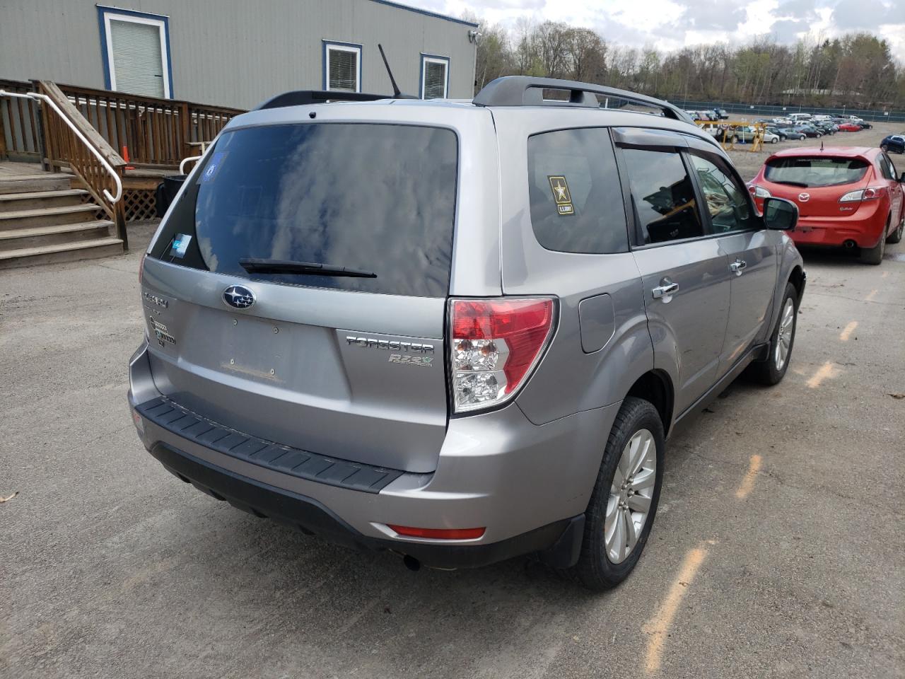Photo 4 from auction – 2011 SUBARU FORESTER 2 with VIN JF2SHADC9BH729499