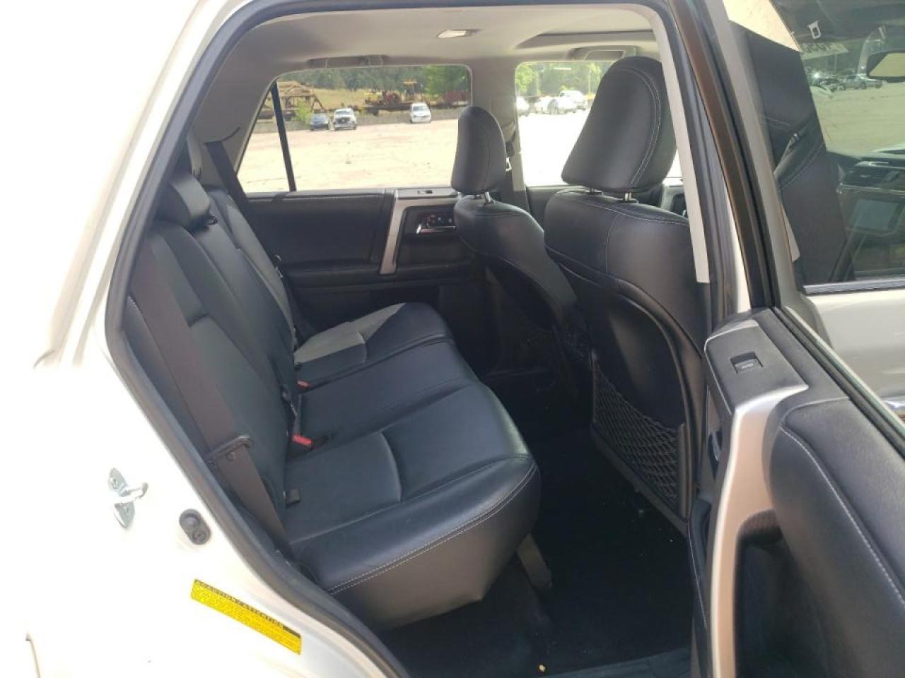 Photo 6 from auction – 2016 TOYOTA 4RUNNER SR with VIN JTEBU5JR7G5360561