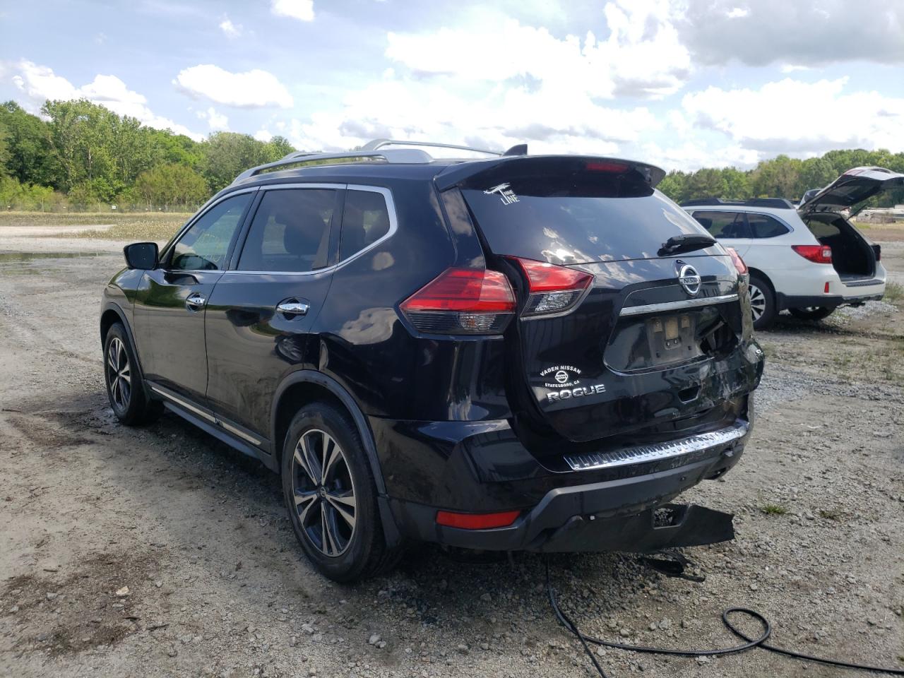 Photo 3 from auction – 2017 NISSAN ROGUE S with VIN JN8AT2MT7HW395030