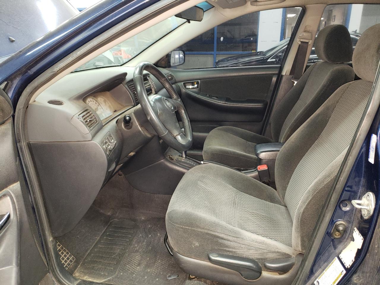 Photo 5 from auction – 2005 TOYOTA COROLLA with VIN 1NXBR32E45Z457558