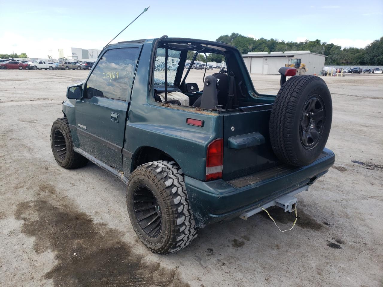 Photo 3 from auction – 1996 GEO TRACKER with VIN 2CNBJ1868T6943703
