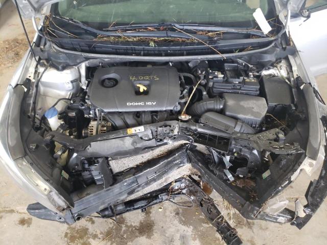 Photo 7 from auction – 2017 KIA FORTE LX with VIN 3KPFK4A71HE116270