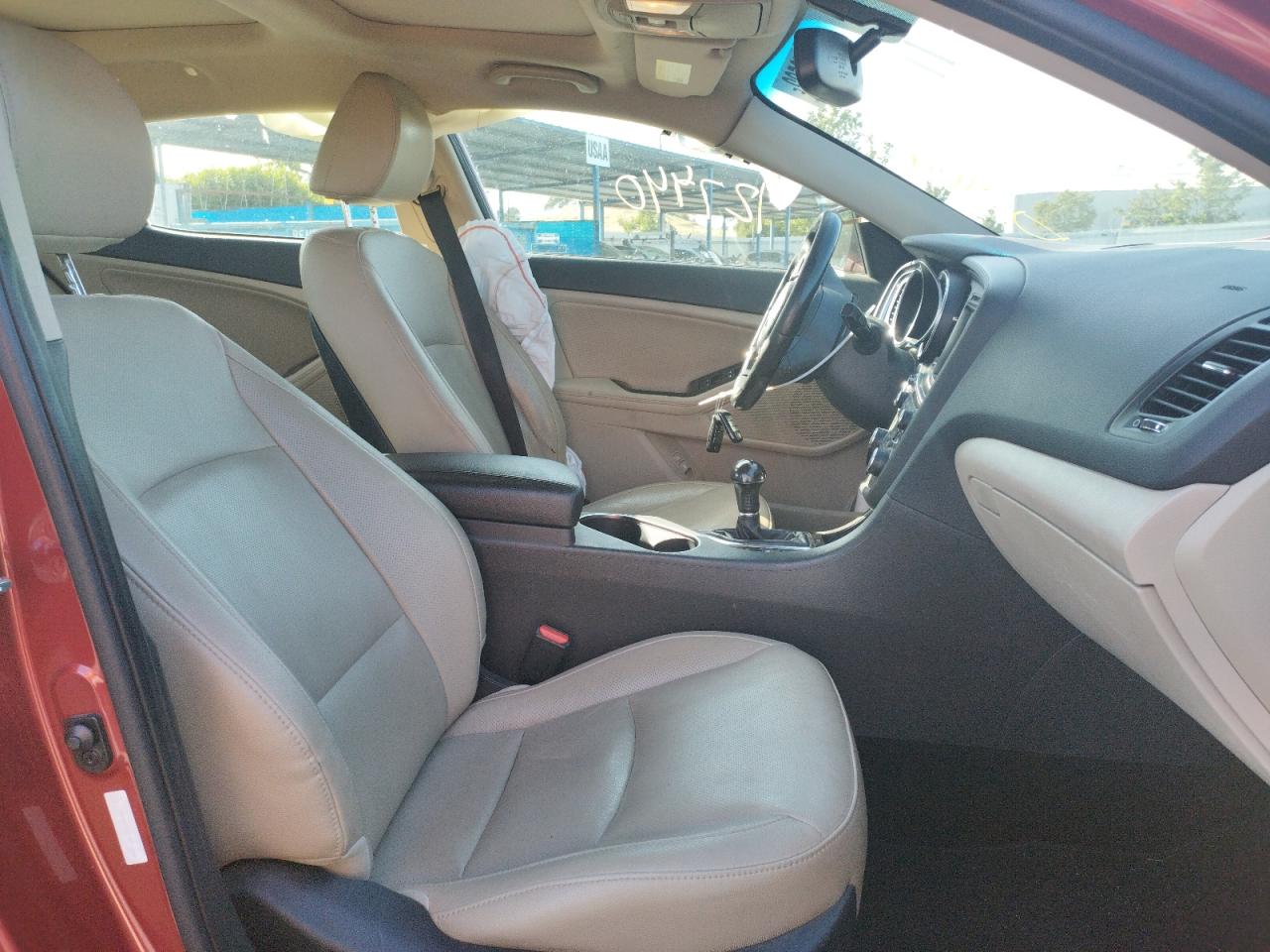 Photo 5 from auction – 2014 KIA OPTIMA EX with VIN 5XXGN4A7XEG285881