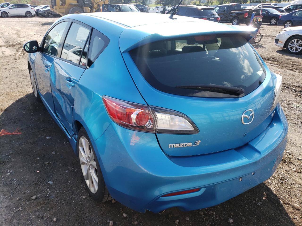 Photo 3 from auction – 2011 MAZDA 3 S with VIN JM1BL1K6XB1425732