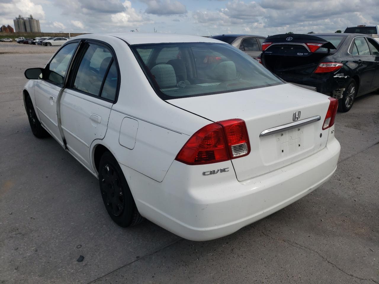 Photo 3 from auction – 2003 HONDA CIVIC LX with VIN 2HGES16503H623385