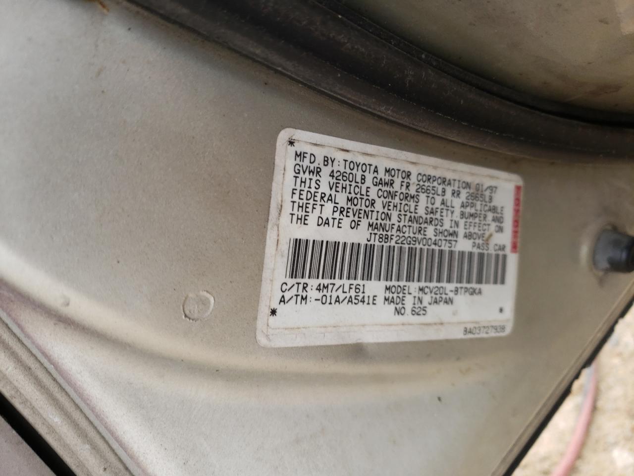 Photo 10 from auction – 1997 LEXUS ES 300 with VIN JT8BF22G9V0040757
