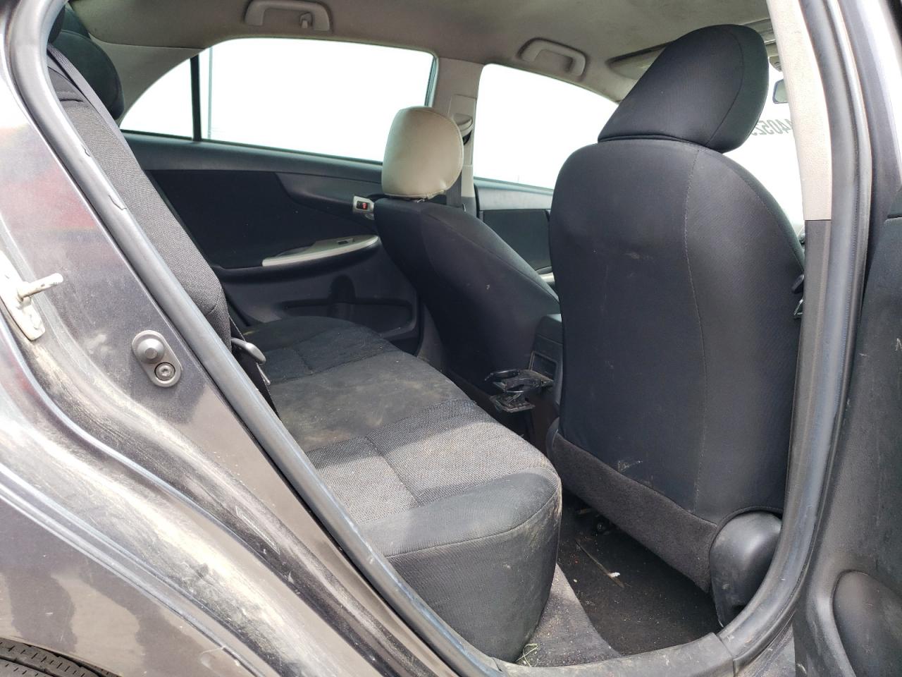 Photo 6 from auction – 2010 TOYOTA COROLLA BA with VIN 1NXBU4EE6AZ379410
