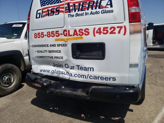 Photo 9 from auction – 2018 CHEVROLET EXPRESS G2 with VIN 1GCWGAFG0J1238720