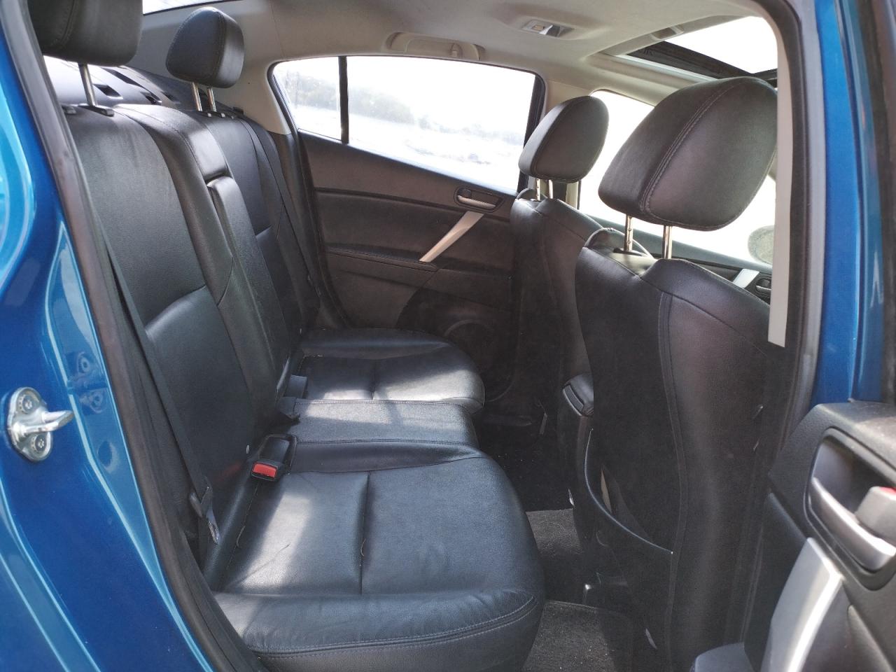 Photo 6 from auction – 2012 MAZDA 3 I with VIN JM1BL1W79C1647117