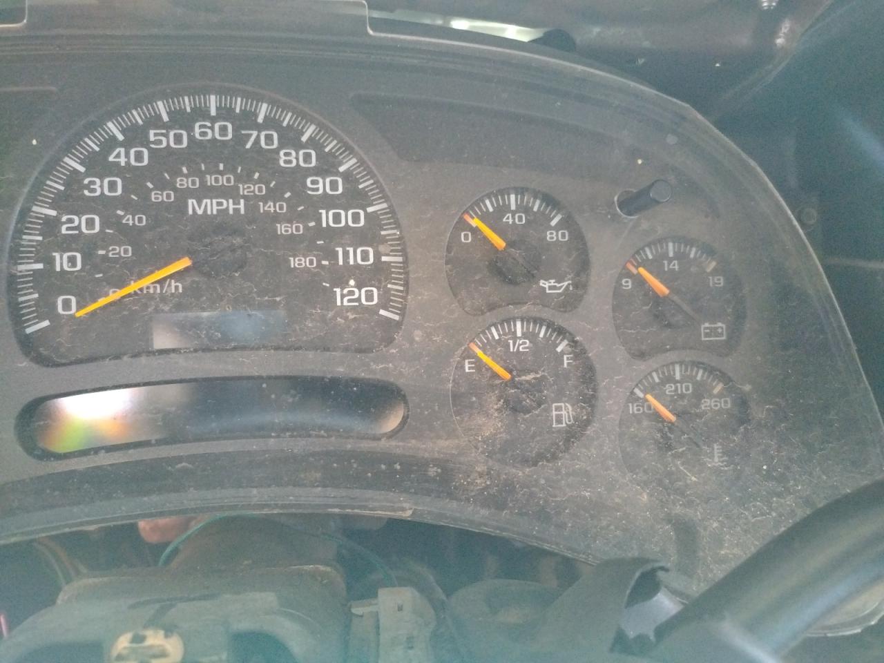 Photo 8 from auction – 2004 CHEVROLET SILVERADO with VIN 1GCHC29U04E175241