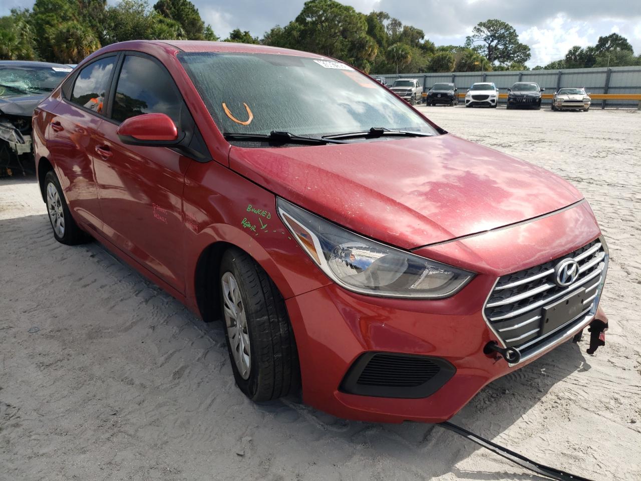 HYUNDAI ACCENT SE 2019 with VIN 3KPC24A38KE044166 - Photo from auction