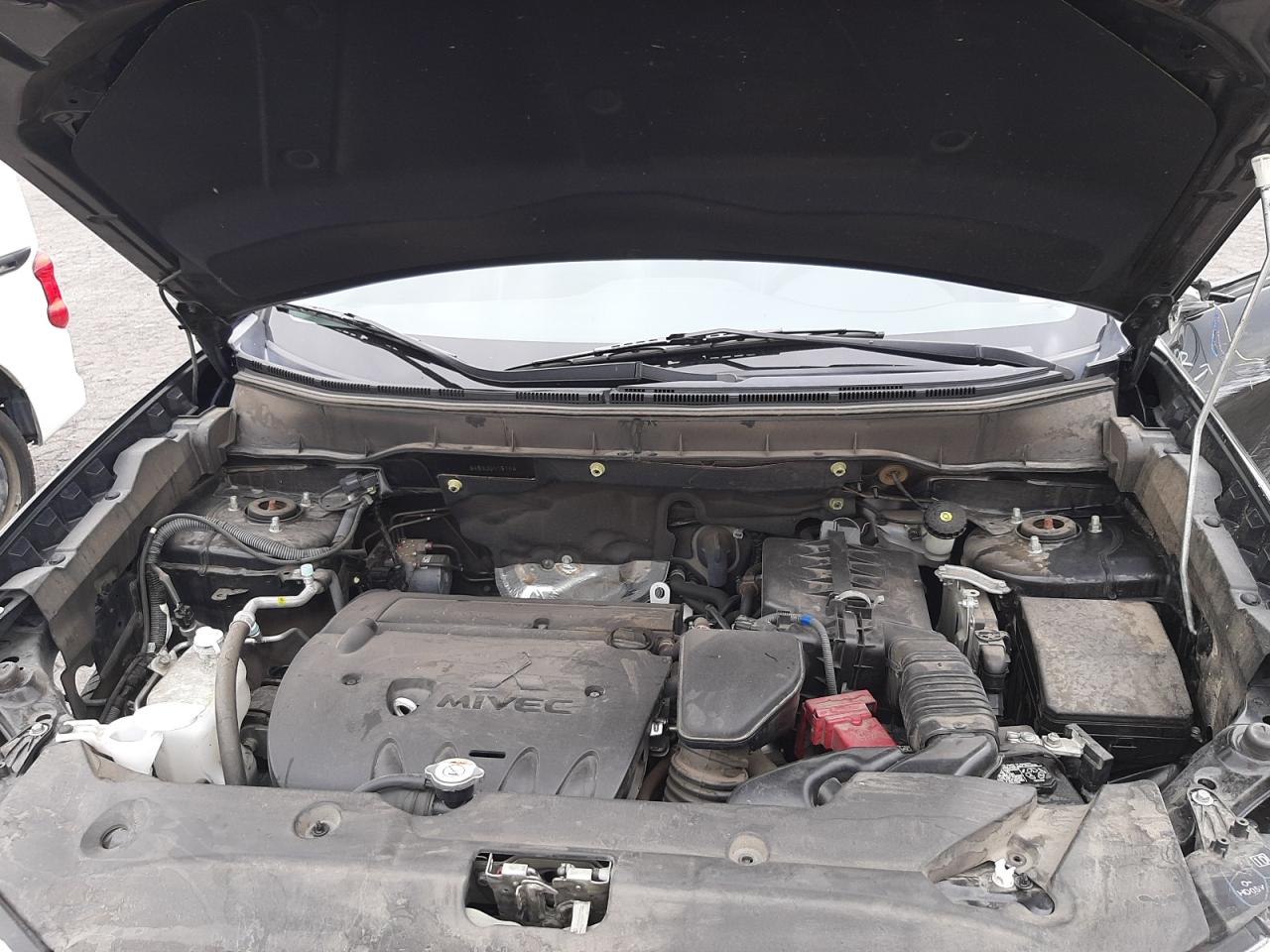 Photo 7 from auction – 2018 MITSUBISHI OUTLANDER with VIN JA4AP3AW7JU015104