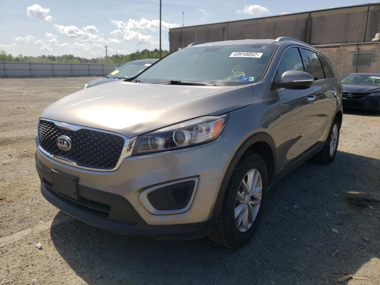 Photo 2 from auction – 2016 KIA SORENTO LX with VIN 5XYPGDA36GG059391