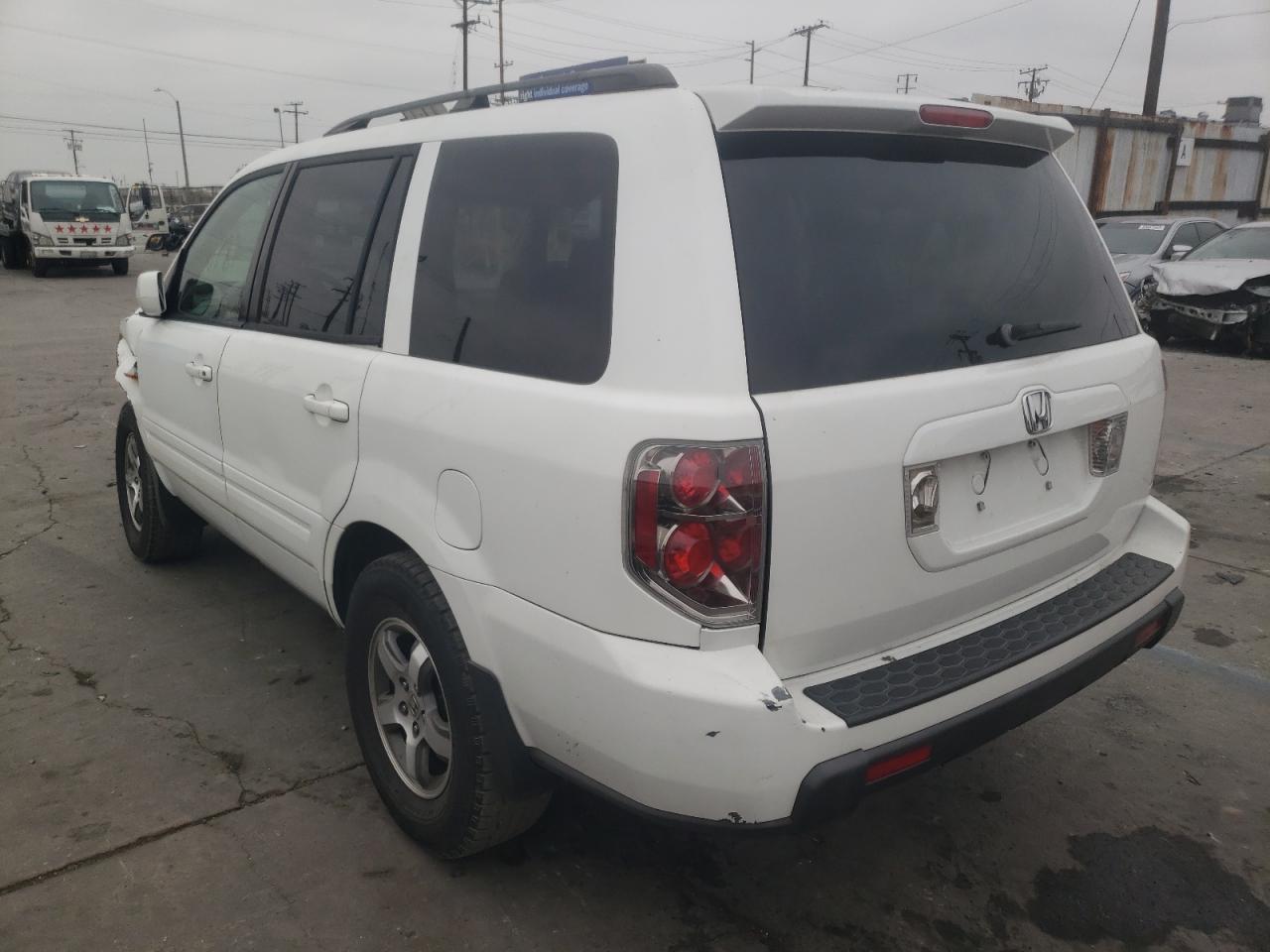 Photo 3 from auction – 2006 HONDA PILOT EX with VIN 5FNYF28436B040264