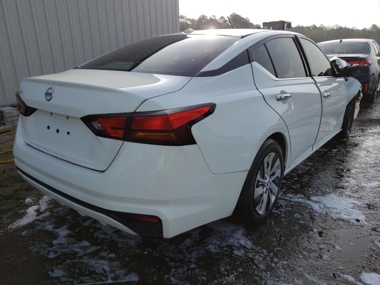 Photo 4 from auction – 2019 NISSAN ALTIMA S with VIN 1N4BL4BV4KC232429
