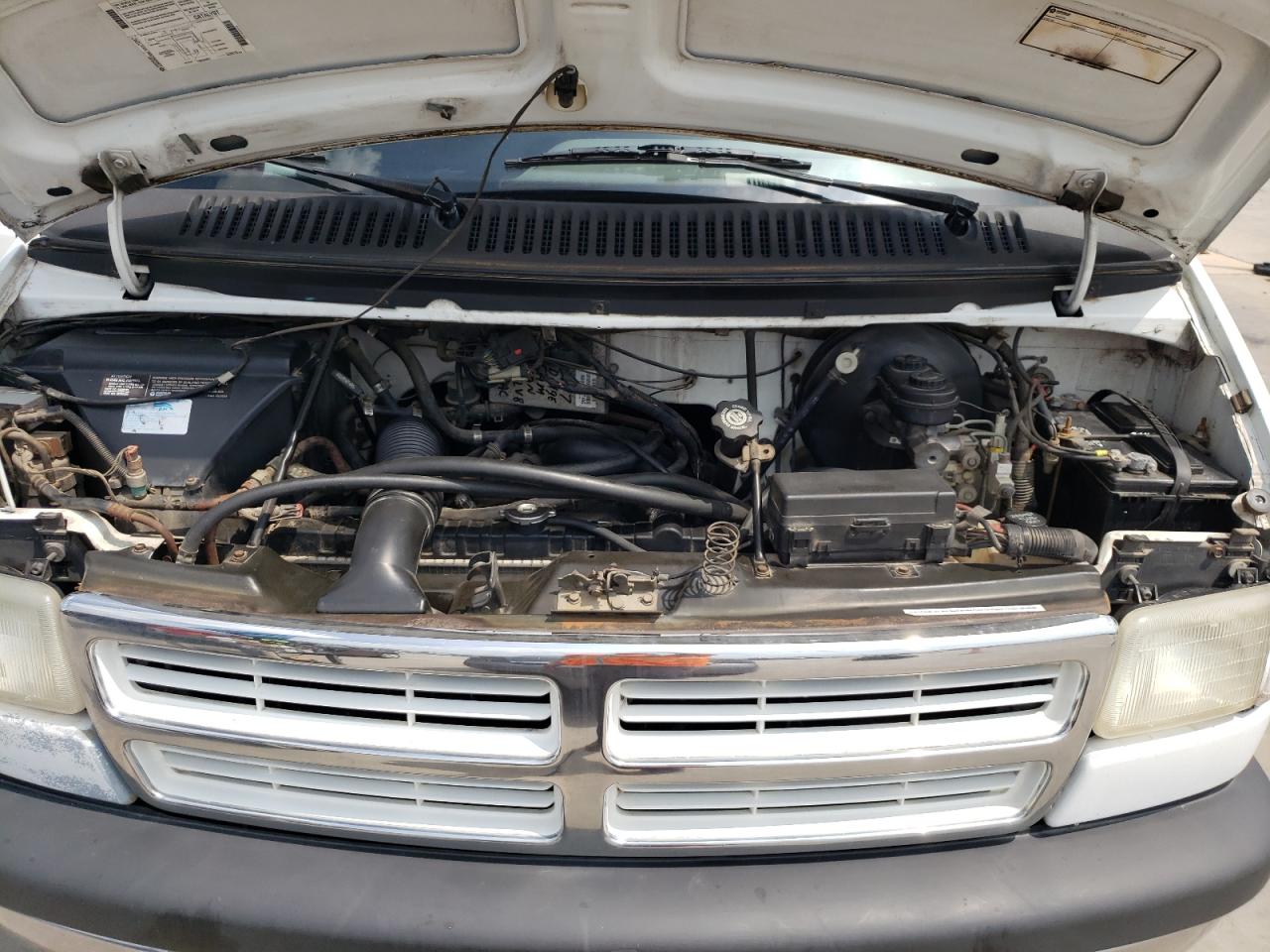 Photo 7 from auction – 1996 DODGE RAM VAN B2 with VIN 2B6HB21Y0TK138562