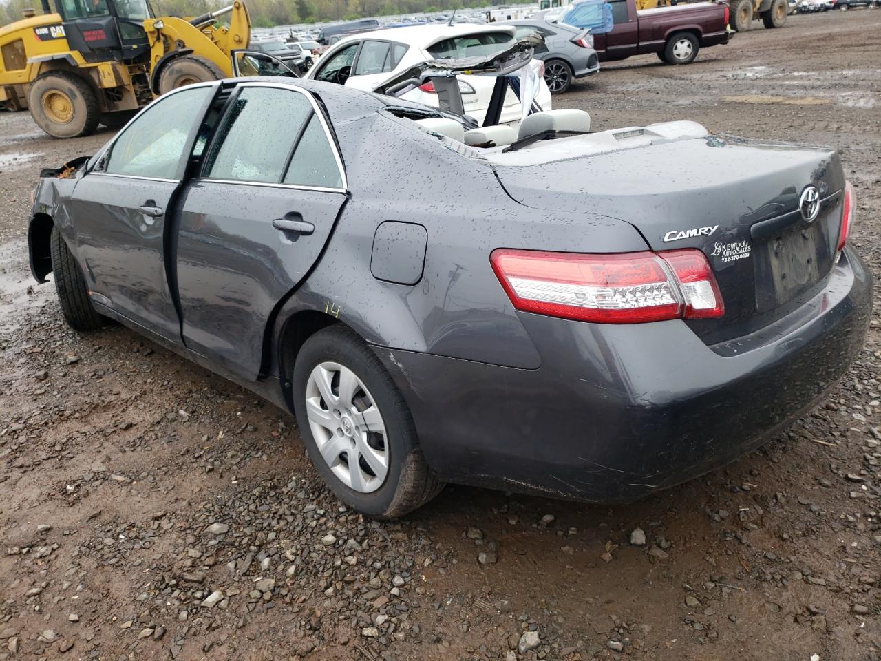 Photo 3 from auction – 2011 TOYOTA CAMRY BASE with VIN 4T1BF3EK0BU690102
