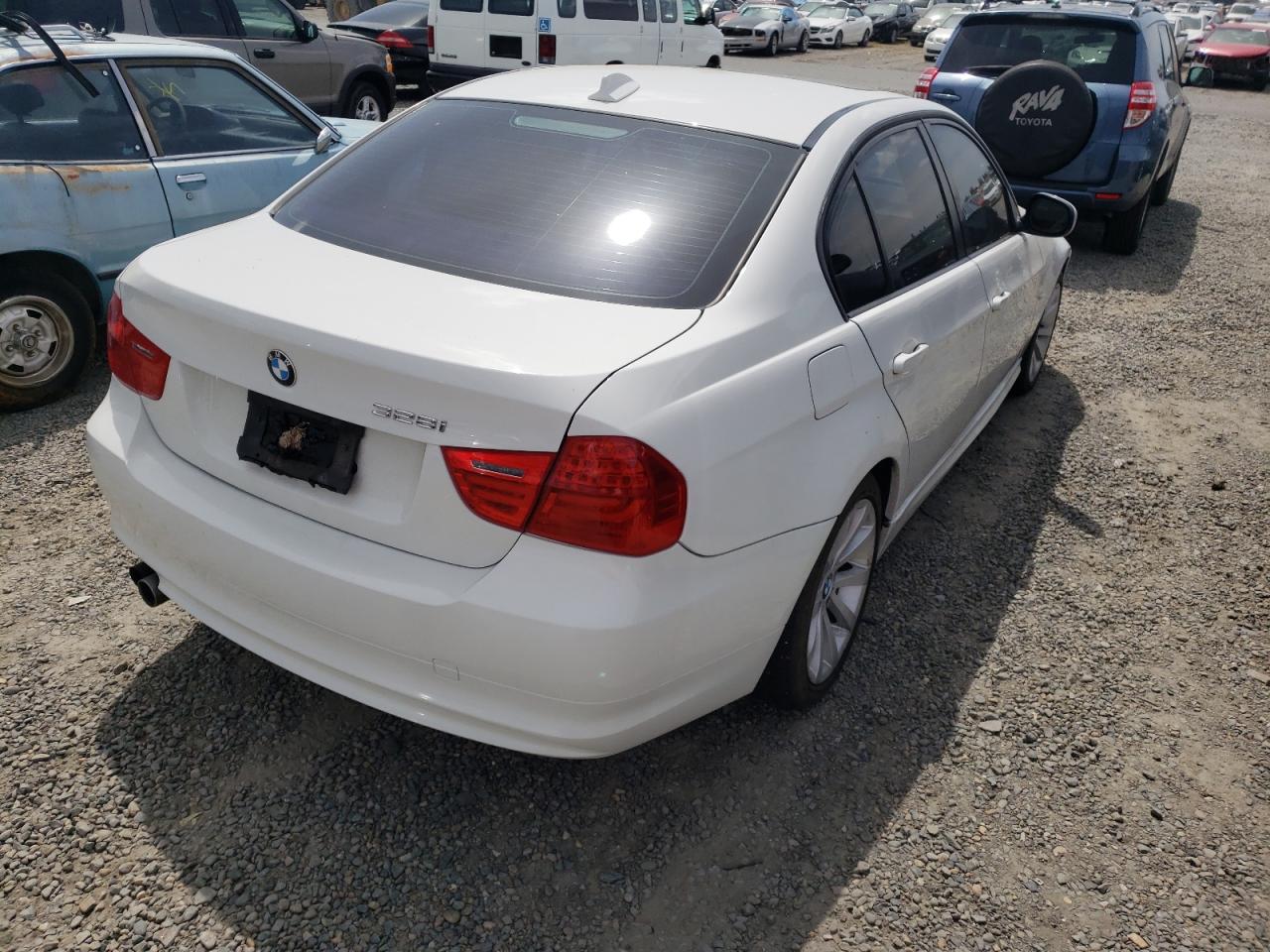 Photo 4 from auction – 2011 BMW 328 I SULE with VIN WBAPH5G53BNM83069