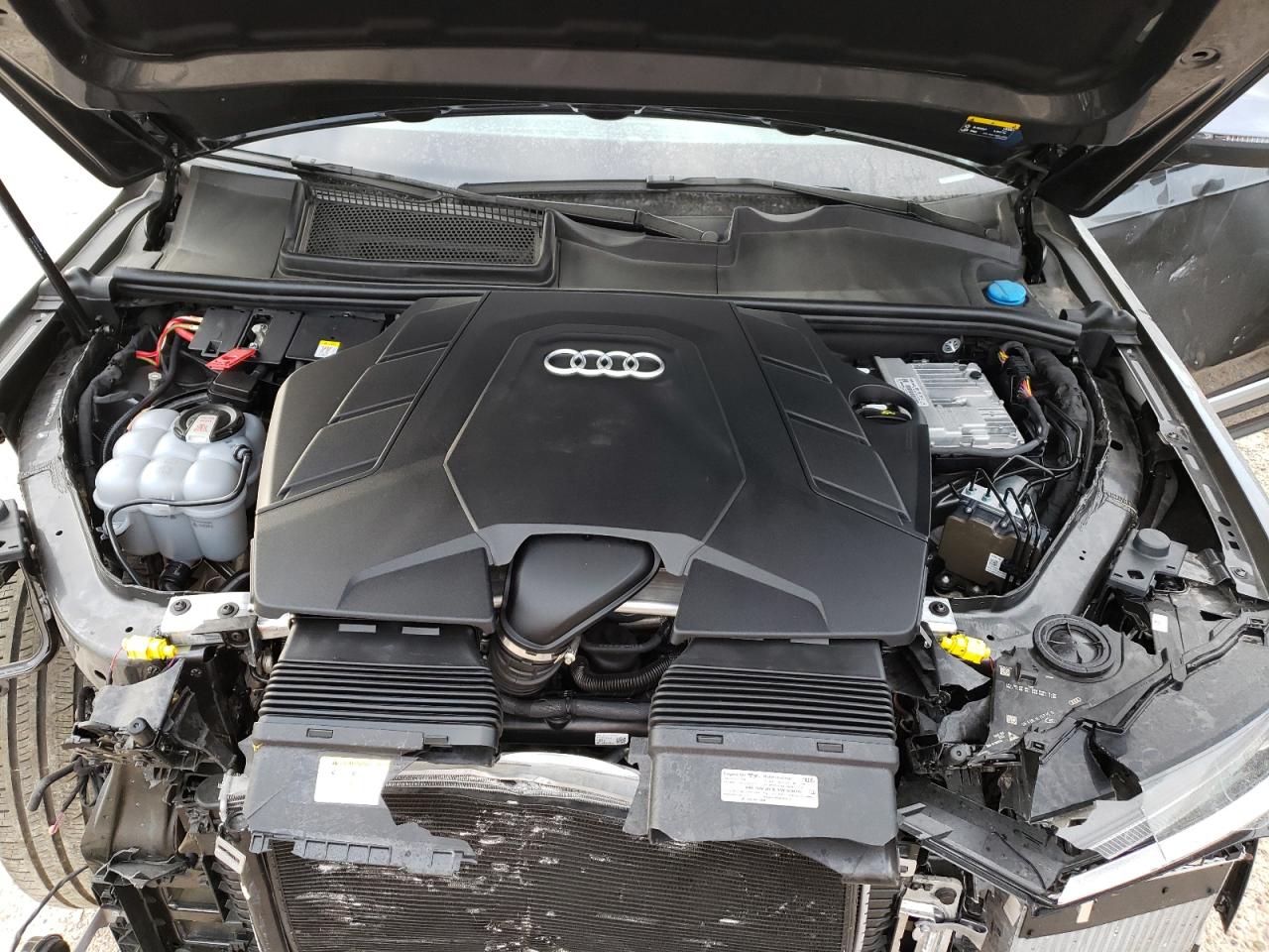 Photo 7 from auction – 2021 AUDI Q7 PREMIUM with VIN WA1LXAF79MD027614