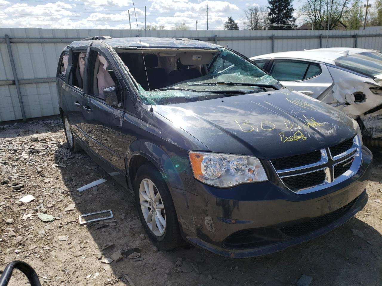 DODGE GRAND CARA 2014 with VIN 2C4RDGCG2ER242072 - Photo from auction